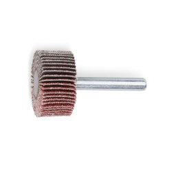 Roue à lamelles sur tige
- Pour dégrossissage, meulage, nettoyage et finition de petites surfaces.
- Utilisable pour les usinages particuliers d’aciers communs ferreux et non ferreux et du bois.
- Particulièrement indiquée pour les usinages sur les matériaux avec surfaces irrégulières et accidentées, de toute façon difficiles à atteindre.
Les roues à lamelles sur tige sont fabriquées avec des lamelles  flexibles pour obtenir des  finitions précises et homogènes sur des formes et des surfaces irrégulières.
Beta présente trois typologies de roues sur tige pour différents résultats de  finition : au corindon de haute qualité. 
Disponibles en diamètres de 10 à 80 mm et granulométrie de 40 à 120.
- Roues à lamelles avec toile abrasive
Lot de 10