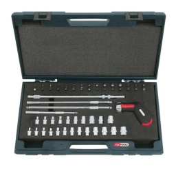 Coffret tournevis à cliquet GEARplus avec jeu d'embouts, 1/4", 58 pièces
Avec fonction cliquet
Cliquet précis 72 dents
Pour embouts DIN 3126 / C 6,3
Avec aimant
Couple de serrage maxi 40 Nm
Chargeur d'embouts intégré
Avec poignée bi-composant
Finition chromée
Coffret robuste en matière plastique
Plus d’information
Longueur totale variable :	390,0 mm
Largeur B :	188,0 mm
Pièces dans le set :	58 pièces
Plage d'utilisation en Nm :	40 Nm
Angle de reprise :	5°
Attribut de fonction 1 :	Aimanté
Dents :	72 dents
Entraînement 6 pans pour embouts de vissage :	1/4"
Entraînement de lame :	non
Hauteur H :	35,0 mm
Matière :	Acier Chrome Vanadium extra-fin, brillant chromé
Poignée :	Poignée révolver, inclinable
Tailles des modules :	Module 1/3
Code EAN :	4042146195970
Poids :	1,20 kg