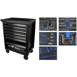 Avec 347 outils - composition du jeu idéale pour un usage universel
Pour une flexibilité maximale, la servante d’atelier BRILLIANT TOOLS est également disponible dans une variante avec 347 outils de qualité supérieure. Cet équipement soigneusement composé offre tout ce qui est nécessaire pour une utilisation universelle dans les ateliers automobiles et l’industrie.
Parfait pour les ateliers automobiles :idéal pour les réparations de voitures, de camions et de motosDisposition claire des outils pour un accès rapideConstruction robuste pour une utilisation quotidienne en atelierDes jeux de clés à douille aux outils spéciaux en passant par les tournevis, cet équipement complet vous permettra de relever tous les défis.
Le choix parfait pour les professionnels et les bricoleurs exigeantsQue ce soit dans un atelier automobile, dans le secteur industriel ou pour les bricoleurs ambitieux, vous serez séduit par la servante d’atelier BRILLIANT TOOLS grâce à sa fonctionnalité bien pensée, sa finition robuste et sa composition optimale d’outils.Misez sur la qualité, l’ordre et l’efficacité - avec la servante d’atelier BRILLIANT TOOLS, vous serez toujours bien équipé !
BRILLIANT TOOLS Servantes d’atelier à 7 tiroirs - une solution robuste et polyvalenteLa servante d’atelier Brilliant Tools à 7 tiroirs est un outil indispensable pour tout atelier, garage ou environnement de production. Elle offre une combinaison bien pensée d’espace de rangement, de stabilité et de confort qui facilite votre travail et organise vos outils de manière optimale.
7 tiroirs pratiques sur roulement à billes avec extension à 100 %Cette servante d’atelier est équipée de sept tiroirs de qualité supérieure qui, grâce à leur guidage sur roulement à billes, sont faciles à manipuler et stables. Chaque tiroir s’ouvre complètement, ce qui vous permet d’accéder plus facilement à vos outils, même aux objets qui se trouvent tout au fond. Chaque tiroir peut supporter jusqu’à 35 kg de matériel, ce qui le rend parfait pour le rangement d’outils, de composants ou d’accessoires, qu’il s’agisse d’outils manuels légers ou d’équipements plus lourds.
Sécurité maximale grâce au système de verrouillage individuelUne caractéristique particulière de cette servante d’atelier est sa fonction de sécurité sophistiquée : chaque tiroir est équipé d’un verrouillage individuel. Ce système fait en sorte qu’un seul tiroir puisse être ouvert à la fois, ce qui augmente énormément la sécurité contre le basculement. Cela permet de minimiser le risque que le chariot soit déséquilibré par l’ouverture simultanée de plusieurs tiroirs. Cette fonction garantit non seulement la sécurité dans l’atelier, mais protège également les outils qui y sont rangés contre les chutes indésirables ou les dommages.
Capacité de charge impressionnante de 400 kgAvec sa capacité de charge totale de 400 kg, cette servante d’atelier offre une capacité suffisante pour ranger en toute sécurité une multitude d’outils et de matériaux. Sa structure robuste et sa finition de haute qualité en font un compagnon durable dans les environnements de travail les plus exigeants. Même à pleine charge, le chariot reste stable et fiable grâce à sa structure robuste.
Les avantages en un coup d’œil :7 tiroirs sur roulements à billes : stables, avec ouverture totale et capacité de charge de 35 kg chacun.Système de verrouillage individuel : sécurité maximale contre le basculement et protection de vos outils.Capacité de charge totale 400 kg : durable et stable, même à pleine charge.Prête à l’emploi - Roues prémontées :La servante d’atelier est livrée avec des roues prémontées. Cela signifie qu’elle est prête à l’emploi dès sa livraison et qu’elle peut être déplacée facilement dans l’atelier.ConclusionLa servante d’atelier à 7 tiroirs est la solution idéale pour les artisans, les mécaniciens et tous ceux qui attachent de l’importance à un rangement bien pensé et robuste de leurs outils. Ses fonctions polyvalentes, sa capacité de charge élevée et ses caractéristiques de sécurité en font un élément indispensable de tout atelier bien organisé. Optez pour la qualité et l’efficacité - avec cette servante d’atelier, tous vos souhaits seront exaucés !La servante d’atelier professionnelle en détail :
Dimensions maximales : l 77 x H 97,5 x P 47 cmDimensions intérieures : 5x 52,8 cm x 39,8 cm x 55 mm2x 52,8 x 39,8 x 13,5 cmCharge admise : 400 kgPoids maximal par tiroir : 35 kgExtension complète : OuiRoulement à billes : OuiVerrouillage : IndividuelVerrouillage central : latéral, 2 clésProtection des angles : PlastiqueRoues : 2 roues directionnelles, 2 roues fixes
Tiroir 1Clés à douille, 170 pièces :Avec entraînement 6,3 mm (1/4